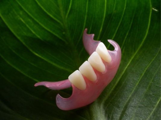 Nom